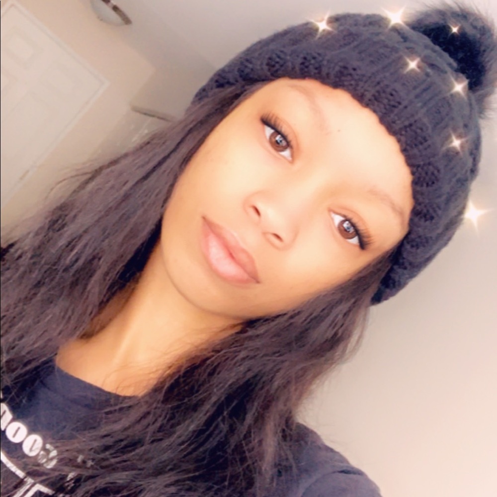 Meet your Posher, Iyanna